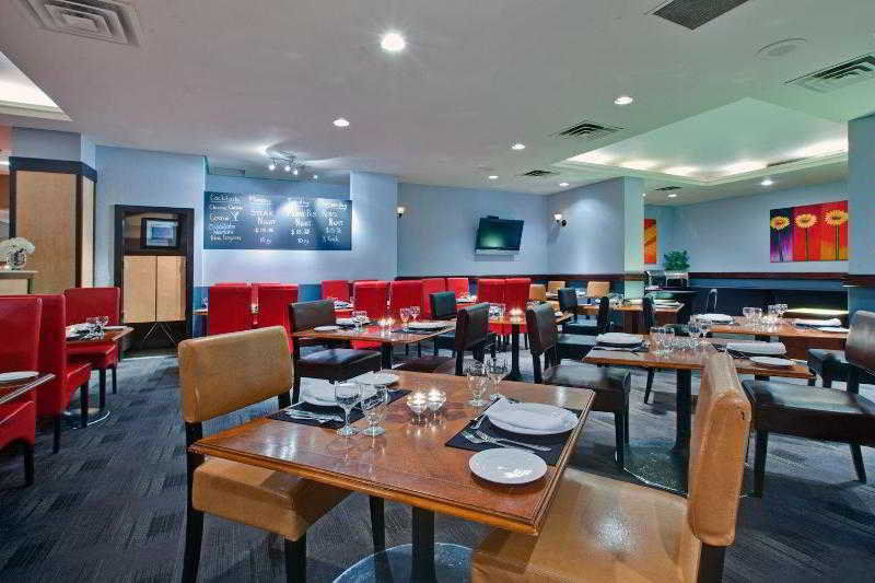Towneplace Suites By Marriott Toronto Northeast/Markham Restaurant photo